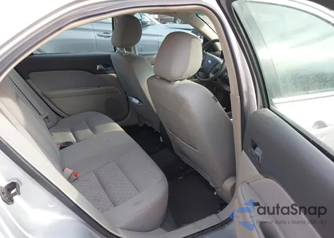 2012 Ford Fusion Se z USA, uszkodzony, nr VIN 3FAHP0HA3CR149606